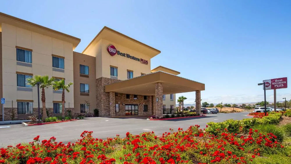 Best Western Plus Coalinga Inn hotel hero