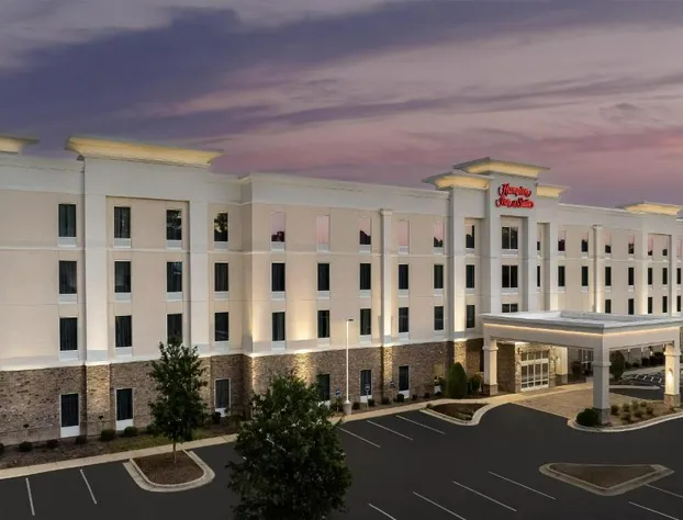 Hampton Inn & Suites Fayetteville hotel detail image 2