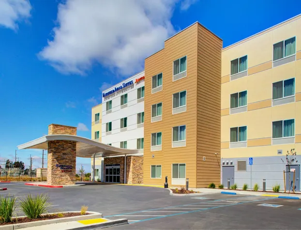 Fairfield Inn & Suites by Marriott Hollister hotel detail image 1
