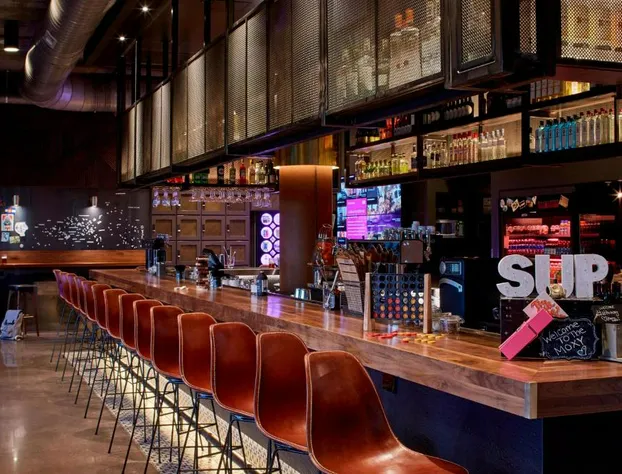 Moxy Denver Cherry Creek hotel detail image 4