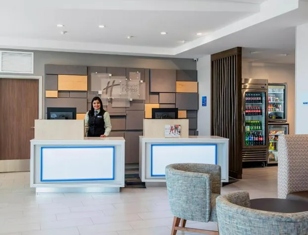 Holiday Inn Express & Suites Kelowna - East by IHG hotel detail image 3