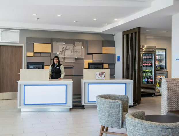 Holiday Inn Express & Suites Kelowna - East by IHG hotel detail image 2