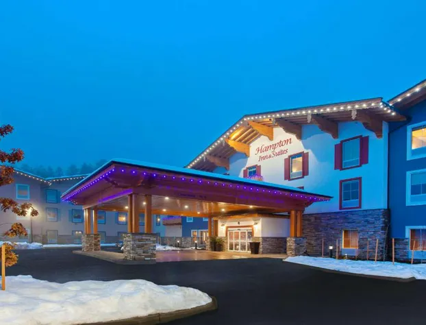 Hampton Inn & Suites Leavenworth hotel detail image 2