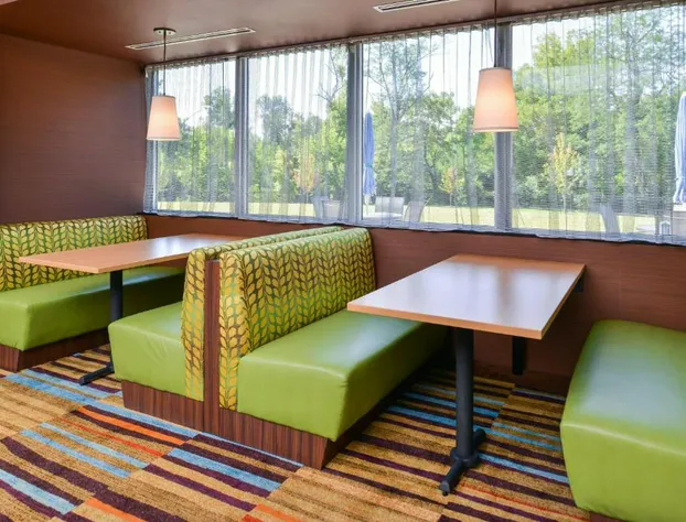 Fairfield Inn & Suites by Marriott St. Joseph hotel detail image 4