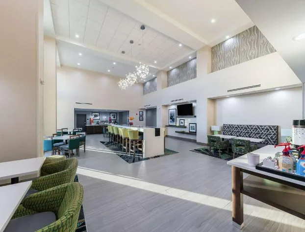 Hampton Inn & Suites Pryor hotel detail image 4