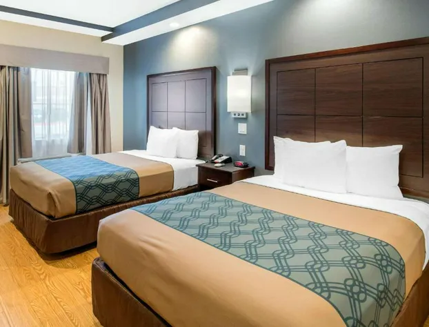 Econo Lodge Inn & Suites Houston Willowbrook hotel detail image 4