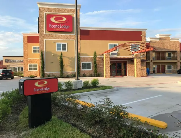 Econo Lodge Inn & Suites Houston Willowbrook hotel detail image 1