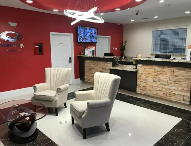 Econo Lodge Inn & Suites Houston Willowbrook hotel detail image 2