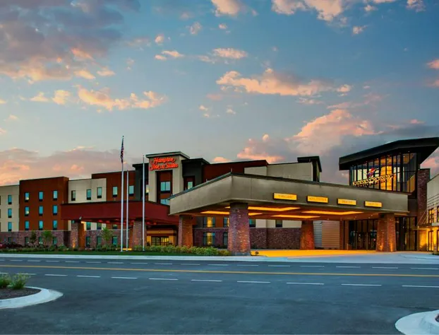 Hampton Inn & Suites by Hilton Pittsburg Kansas Crossing hotel detail image 3