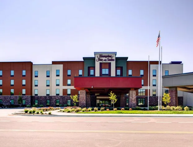 Hampton Inn & Suites Pittsburg Kansas Crossing hotel detail image 1