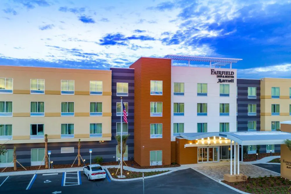 Fairfield Inn & Suites by Marriott St Petersburg North hotel hero