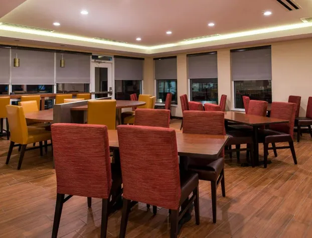 TownePlace Suites by Marriott Charleston-West Ashley hotel detail image 3