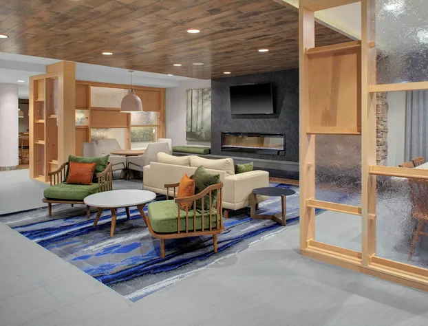 Fairfield Inn & Suites by Marriott Roanoke Salem hotel detail image 1