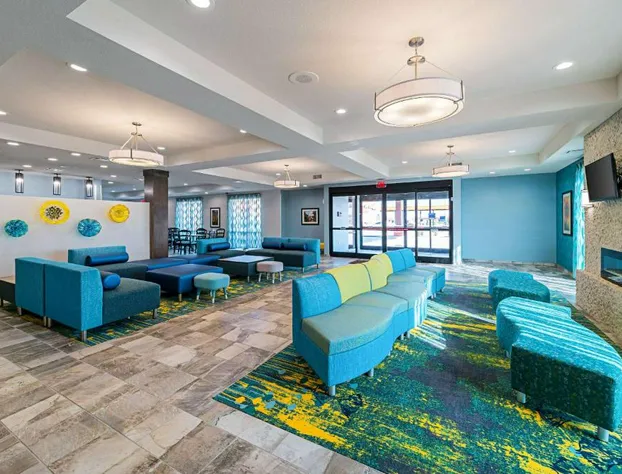 Comfort Inn & Suites Oklahoma City near Bricktown hotel detail image 4