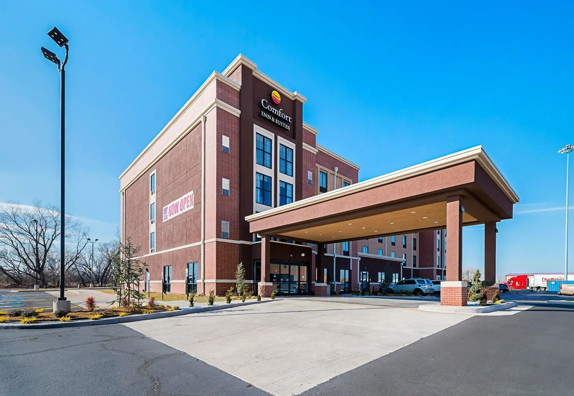 Comfort Inn & Suites Oklahoma City near Bricktown hotel hero