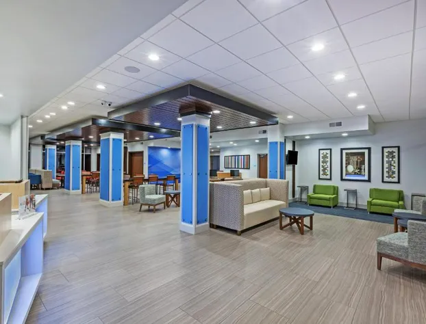 Holiday Inn Express & Suites Coffeyville by IHG hotel detail image 4