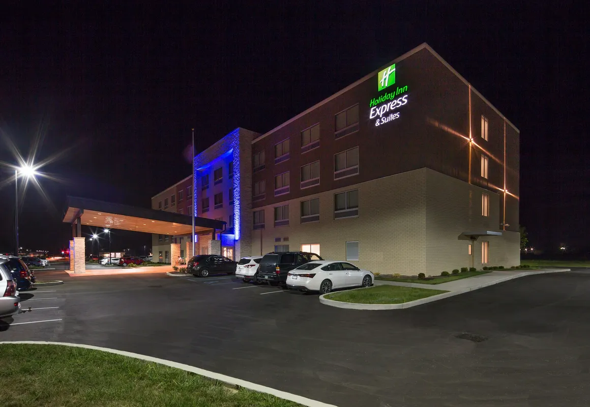 Holiday Inn Express & Suites Indianapolis NW - Zionsville by IHG hotel hero