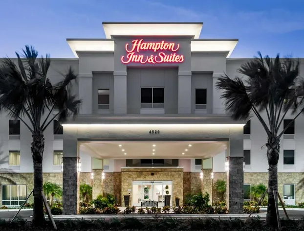 Hampton Inn & Suites West Melbourne-Palm Bay Road hotel detail image 1