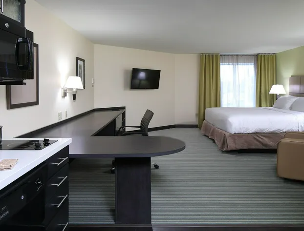 Candlewood Suites Newark South - University Area by IHG hotel detail image 4