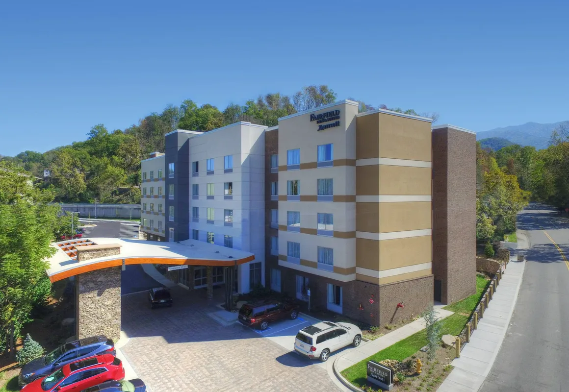 Fairfield Inn & Suites by Marriott Gatlinburg Downtown hotel hero