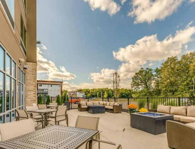 Holiday Inn Express & Suites Okemos - University Area by IHG hotel detail image 2