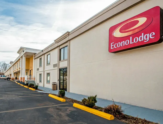 Econo Lodge Hagerstown I-81 hotel detail image 2