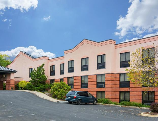 Quality Inn & Suites hotel detail image 2