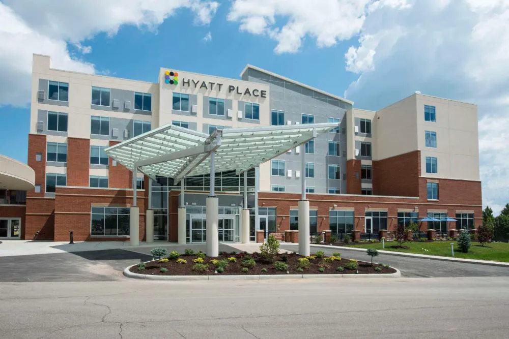 Hyatt Place Cincinnati / Sharonville Convention Center hotel hero