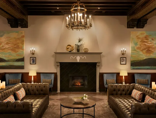 Hotel Saranac Curio Collection By Hilton hotel detail image 4