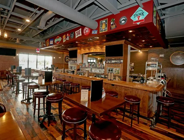 Holiday Inn & Suites Sioux Falls - Airport by IHG hotel detail image 3