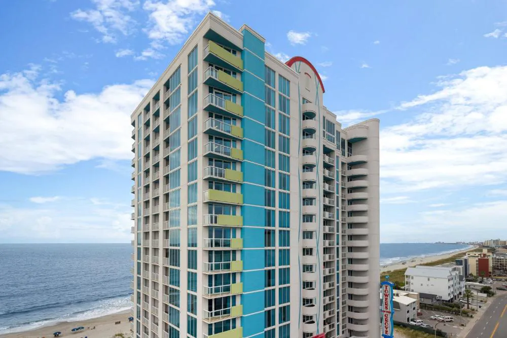 Club Wyndham Towers on the Grove hotel hero