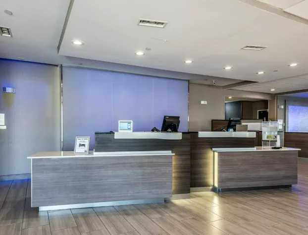 Fairfield Inn & Suites by Marriott St. Joseph Stevensville hotel detail image 2