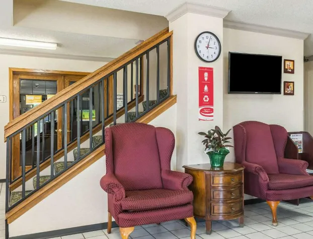 Econo Lodge Sioux Falls North hotel detail image 4