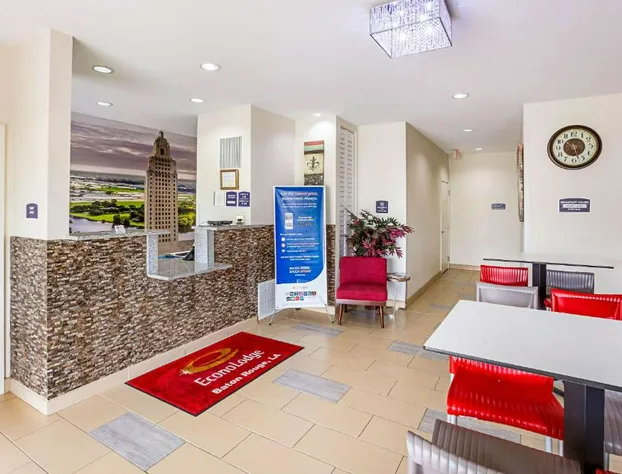 Econo Lodge Baton Rouge University Area hotel detail image 3