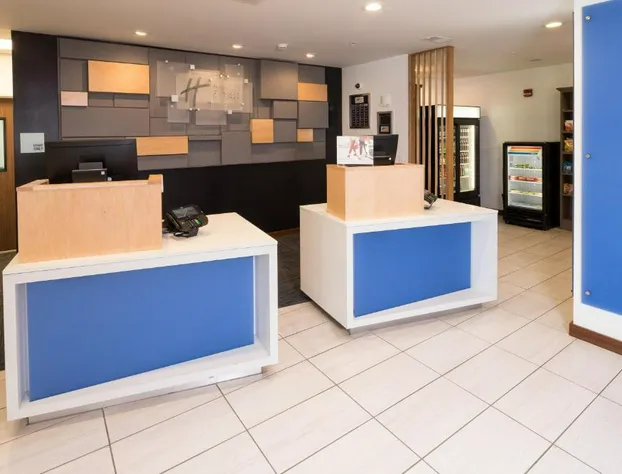 Holiday Inn Express and Suites Portage by IHG hotel detail image 4