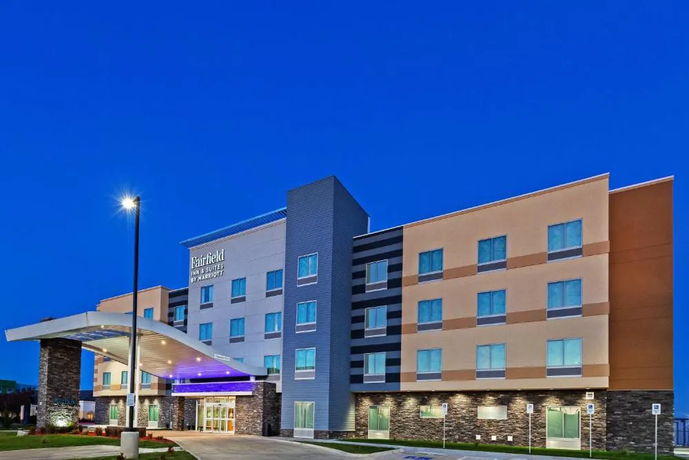 Fairfield Inn & Suites by Marriott Liberal hotel hero