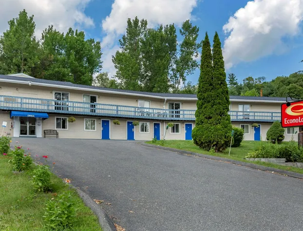 Econo Lodge Lee - Great Barrington hotel detail image 4