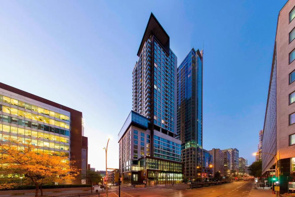 Hôtel AC Montréal Centre-ville hotel hero
