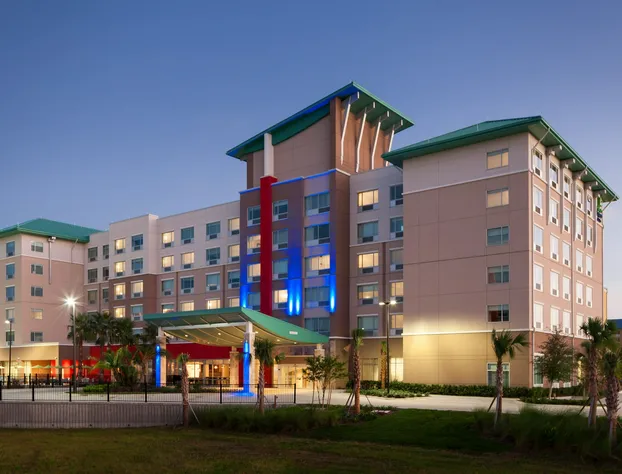 Holiday Inn Express & Suites Orlando at SeaWorld by IHG hotel detail image 3