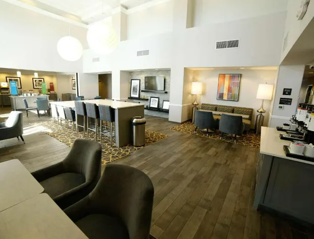 Hampton Inn & Suites Forest City hotel detail image 4