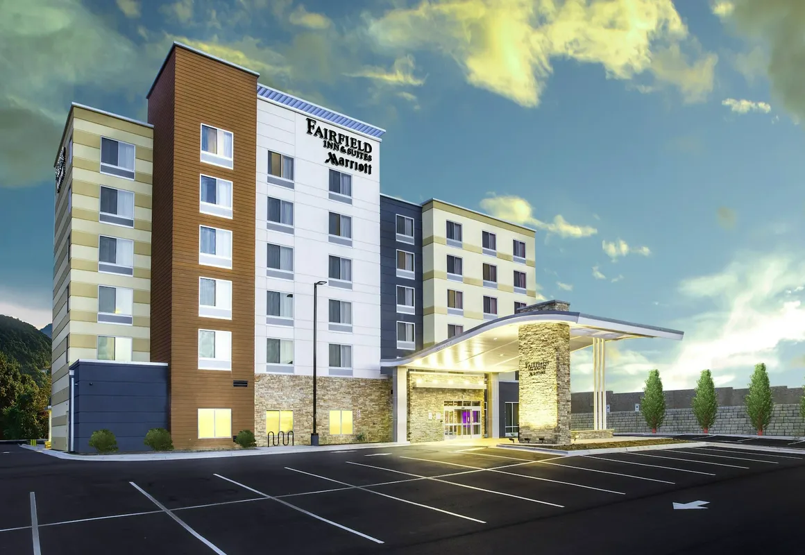 Fairfield Inn & Suites by Marriott Asheville Tunnel Road hotel hero