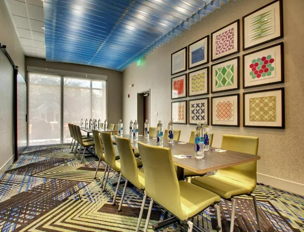 Holiday Inn Express & Suites Summerville by IHG hotel detail image 4