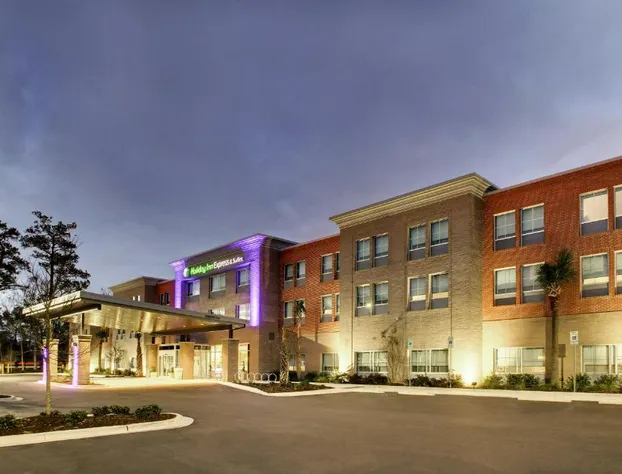 Holiday Inn Express & Suites Summerville by IHG hotel detail image 3