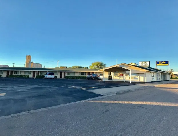 Scottish Inns & Suites hotel detail image 2