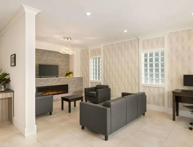 Days Inn by Wyndham 100 Mile House hotel detail image 4