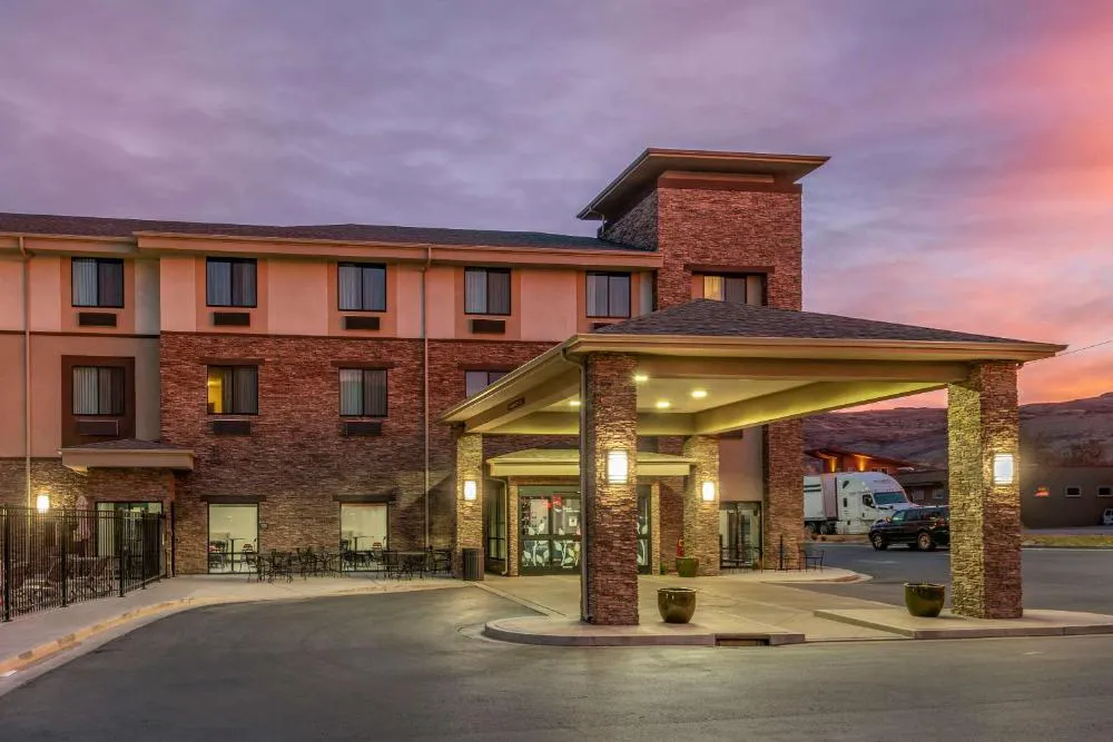 Sleep Inn & Suites Moab near Arches National Park hotel hero