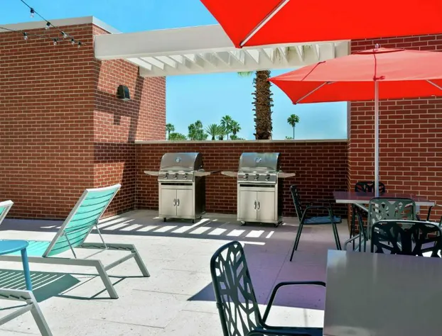 Home2 Suites by Hilton Orlando Near Universal hotel detail image 2