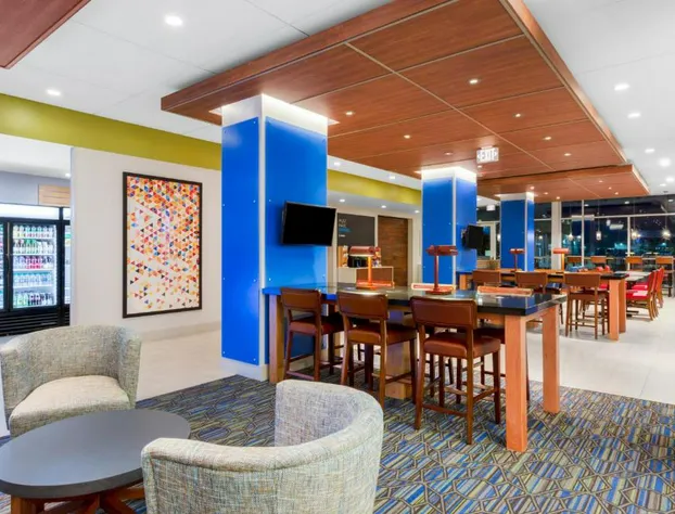 Holiday Inn Express and Suites Union Gap- Yakima Area by IHG hotel detail image 4