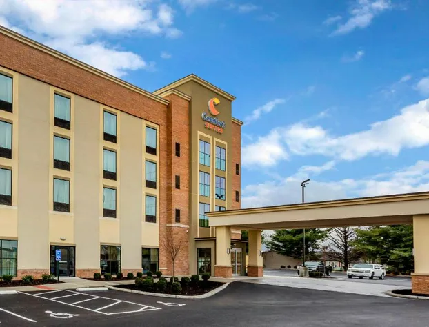 Comfort Suites Bowling Green Southeast hotel detail image 1