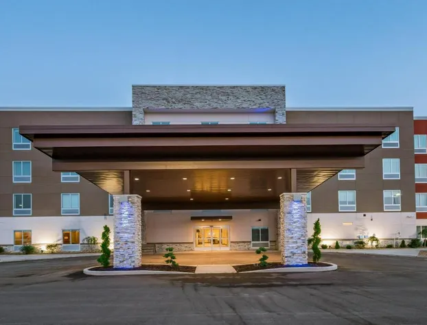 Holiday Inn Express & Suites - South Bend Casino by IHG hotel detail image 1